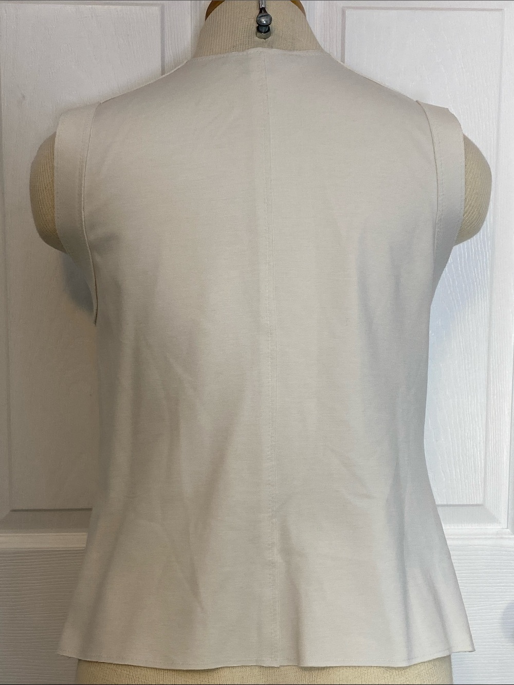 Marie Saint Pierre White Asymmetrical Structured Knit Tank Top 2 Made in Canada - Picture 4 of 15